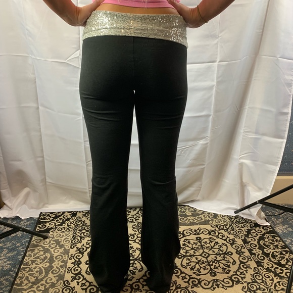 Aerie Slim Gym Flare Pant